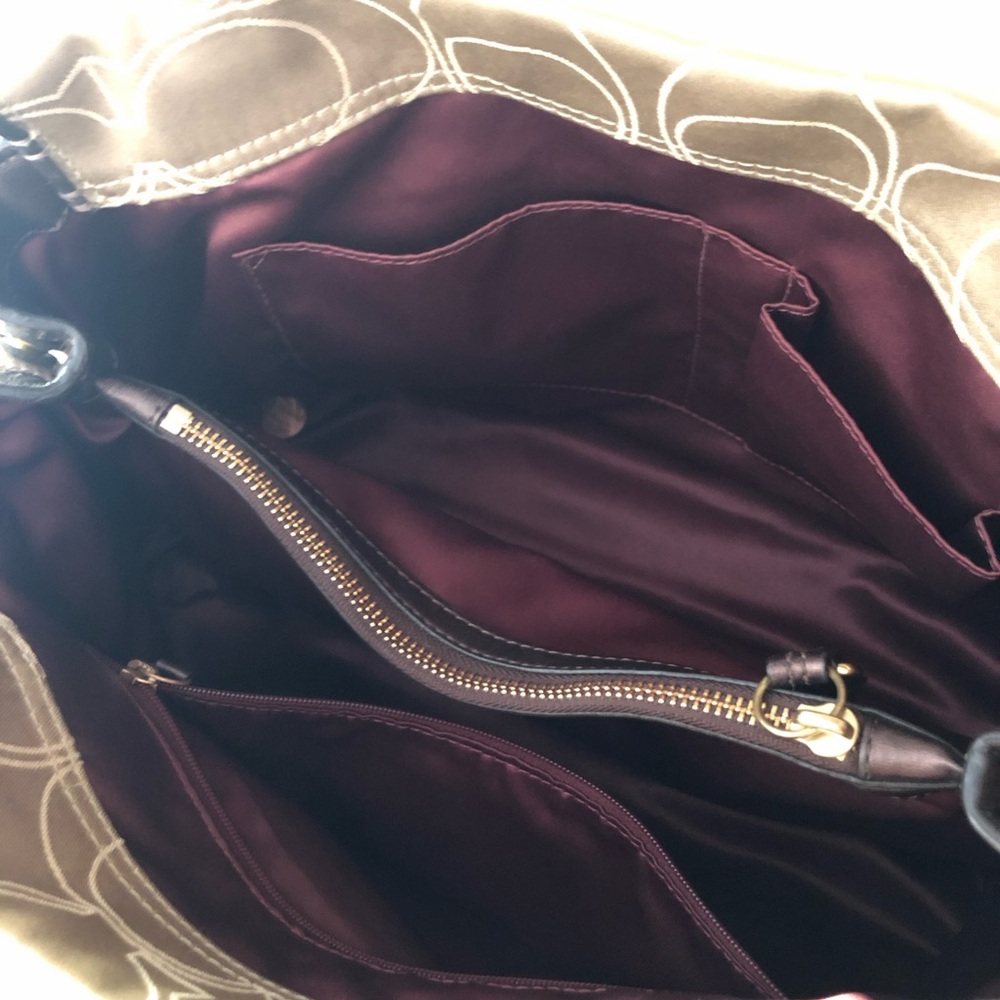 Coach Mia Signature Outline C Bag - Picture 5 of 6